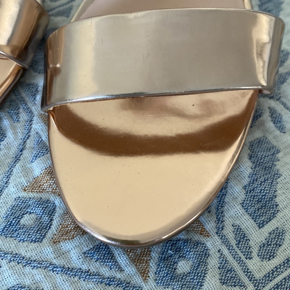 BP. ROSE GOLD HEELS - Picture 3 of 14